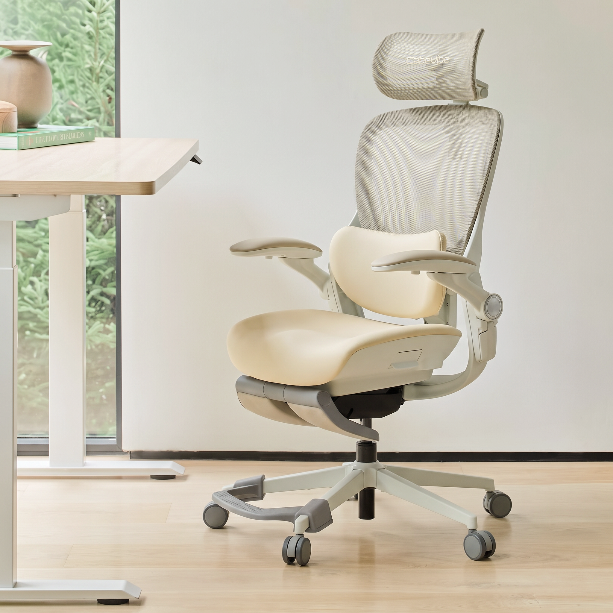 CabeVibe CabLady S2 Petite ergonomic office chair in cream for home office #color_cream