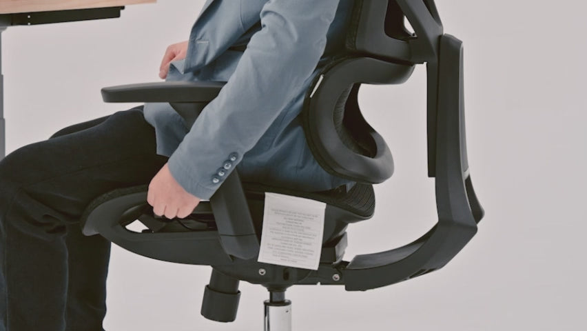 Load video: CabeVibe C1 Lumbar Support Demonstration Video
