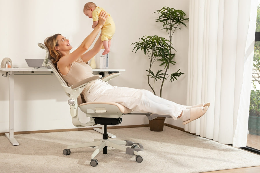 Why Standard Office Chairs Don’t Fit Women — And How Women-Focused Ergonomics Change Everything