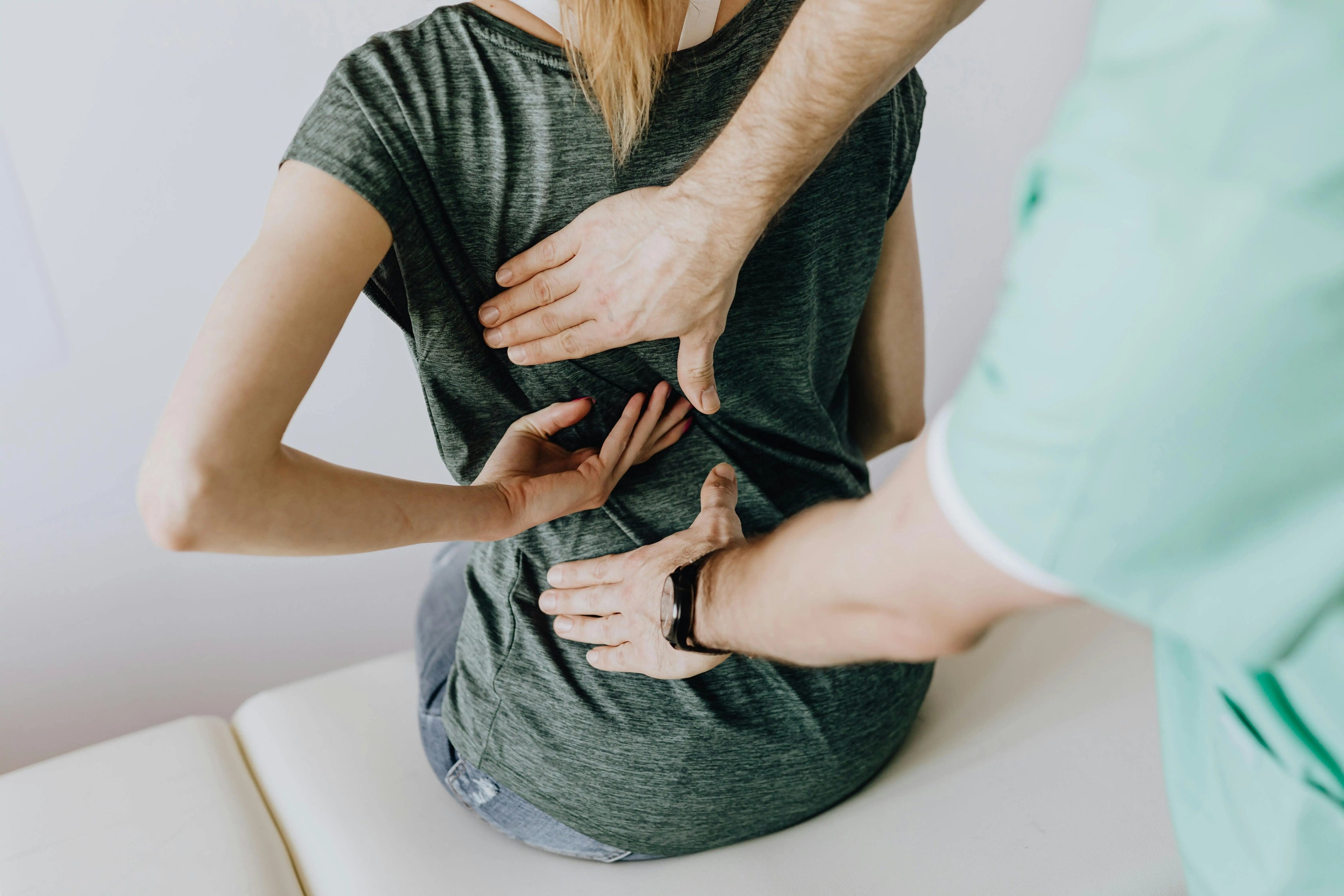 Why Women Feel Office Chair Discomfort Sooner Than Men